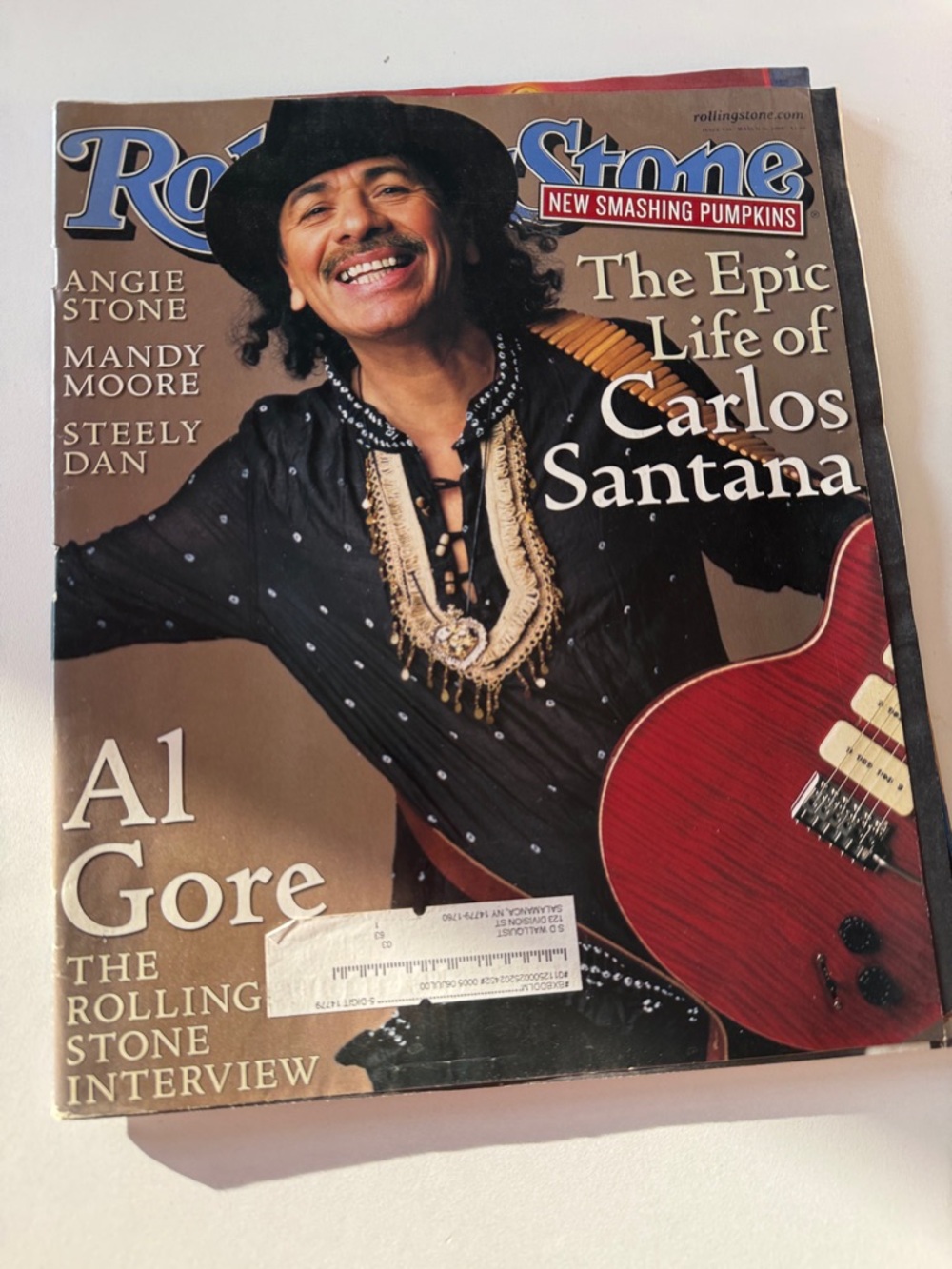 Rolling Stone Magazine featuring Carlos Santana - issue 836 March 2000